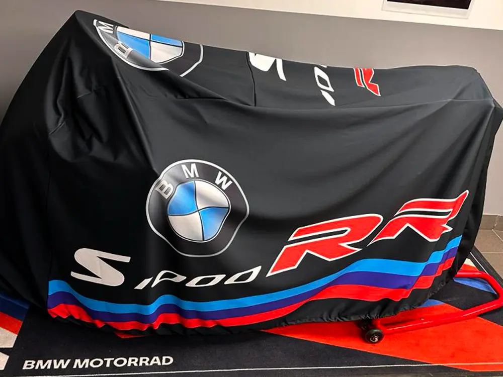 housse-personnalisee-bmw imprimeur-housse-personnalisee-bmw